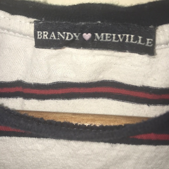 white and red striped shirt sleeve tee - Picture 4 of 4